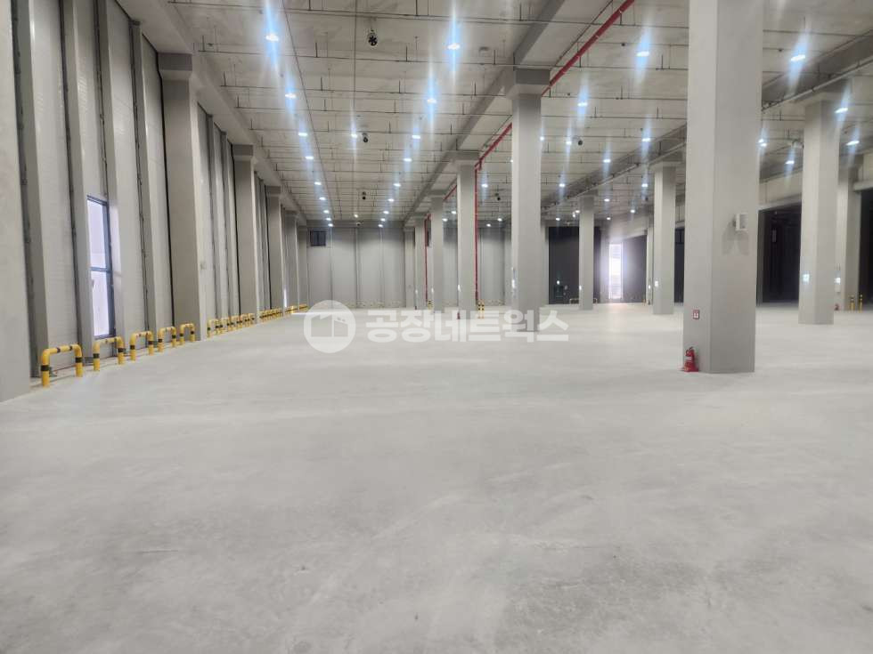 경북 경산시 진량읍 문천리 경산4일반산업단지물류센터동 대구 경북고속도로 경산IC인근 대형 물류센터 저온 상온 창고 임대 월세 매물번호 10938 사진 7