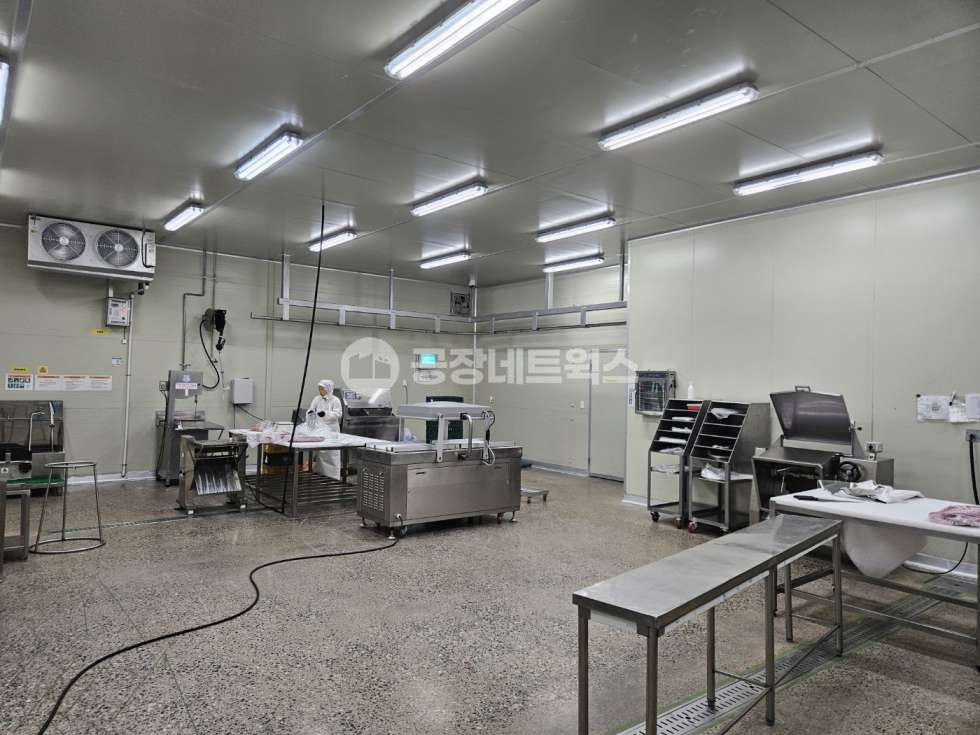 충남 논산시 노성면 교촌리 주건축물제1동 충남 공장 급매매 해썹 식품제조공장 냉장·냉동설비 포함 태양광수익까지 완비! 매매 매물번호 11133 사진 4