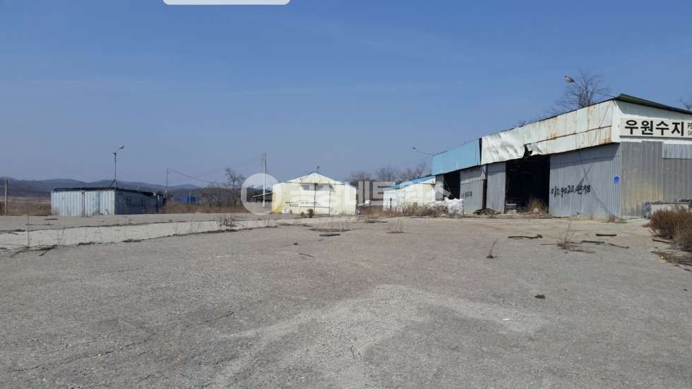 충남 당진시 순성면 아찬리 가동 충남 당진시 순성면 아찬리 제2종 근생·쓰레기처리시설 포함 공장용지 매매 매매 매물번호 11281 사진 1