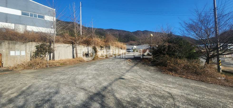 경남 고성군 상리면 부포리 경남 고성 진주 사천 통영 대형물류창고임대 공장임대 파격적저렴한 창고(당14000원) 월세 매물번호 10812 사진 7