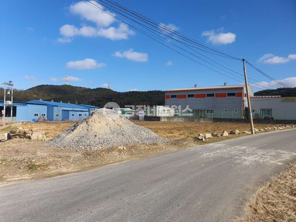경북 칠곡군 가산면 학하리 경북토지매매_공장/제조업소 신축 용지 경북 칠곡군 가산면 학하리 _ 1027㎡(약311P)_ 3.7억원(P당120만원) 매매 매물번호 10445 사진 6