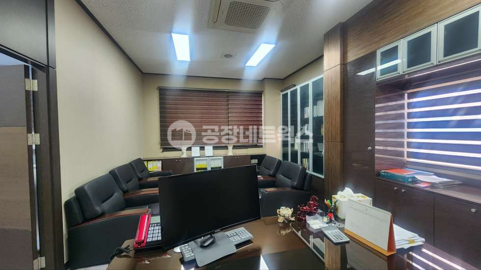 대구 서구 이현동 대구 서구 고급사무실 창고 섬유 남향 사무실 최상급 월세 매물번호 11915 사진 2