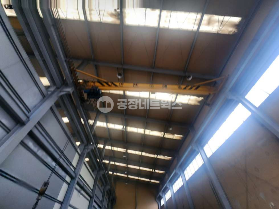 대구 서구 비산동 대구 서대구ic인근 시원한 높은 층고 12미터의 개방감과 기계제작공장 물류창고임대합니다.(앞마당유) 월세 매물번호 10560 사진 1